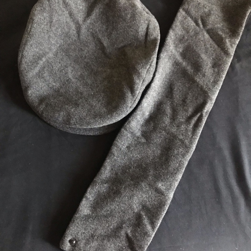 Ladies European cap and scarf set, new